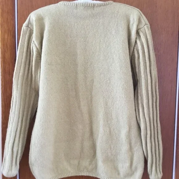 Sweater - Picture 2 of 2